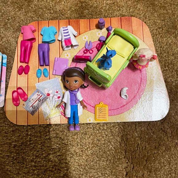 Doc McStuffins portable Hospital Playset from the Disney Store - Picture 7 of 7